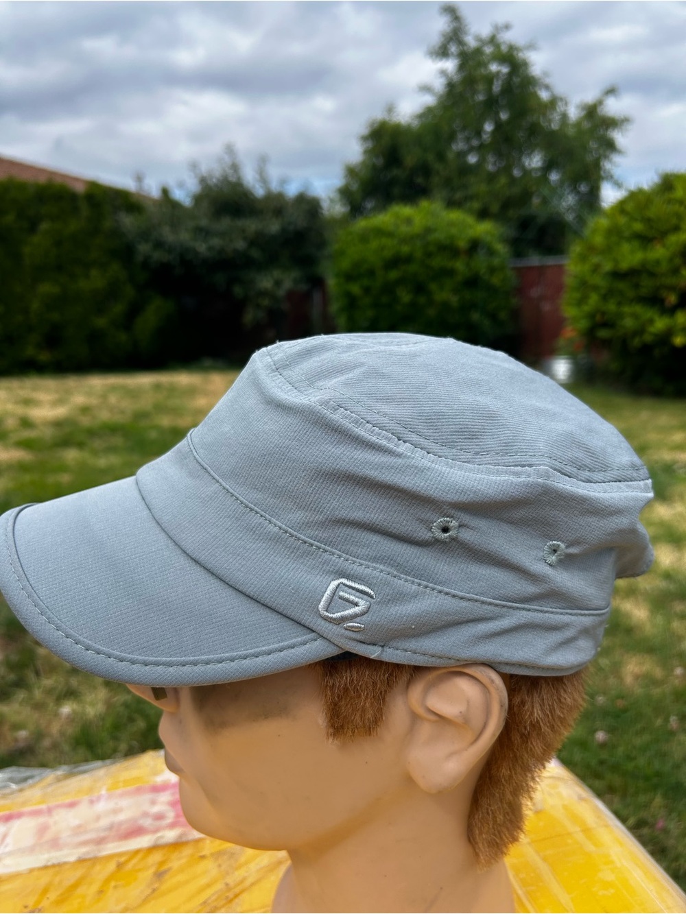 Men's Light Gray Military Cap with Subtle Logo